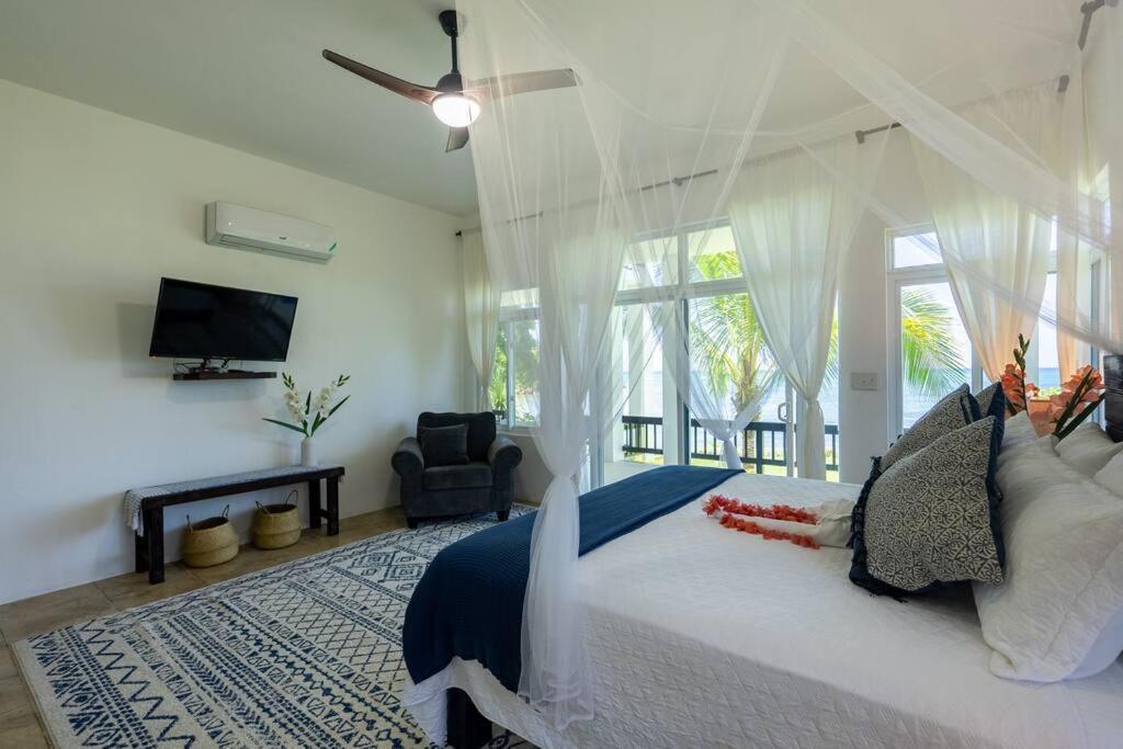 Ivy'S Cove Beach Side Condo - Luxury Villa Whitehouse Exteriér fotografie